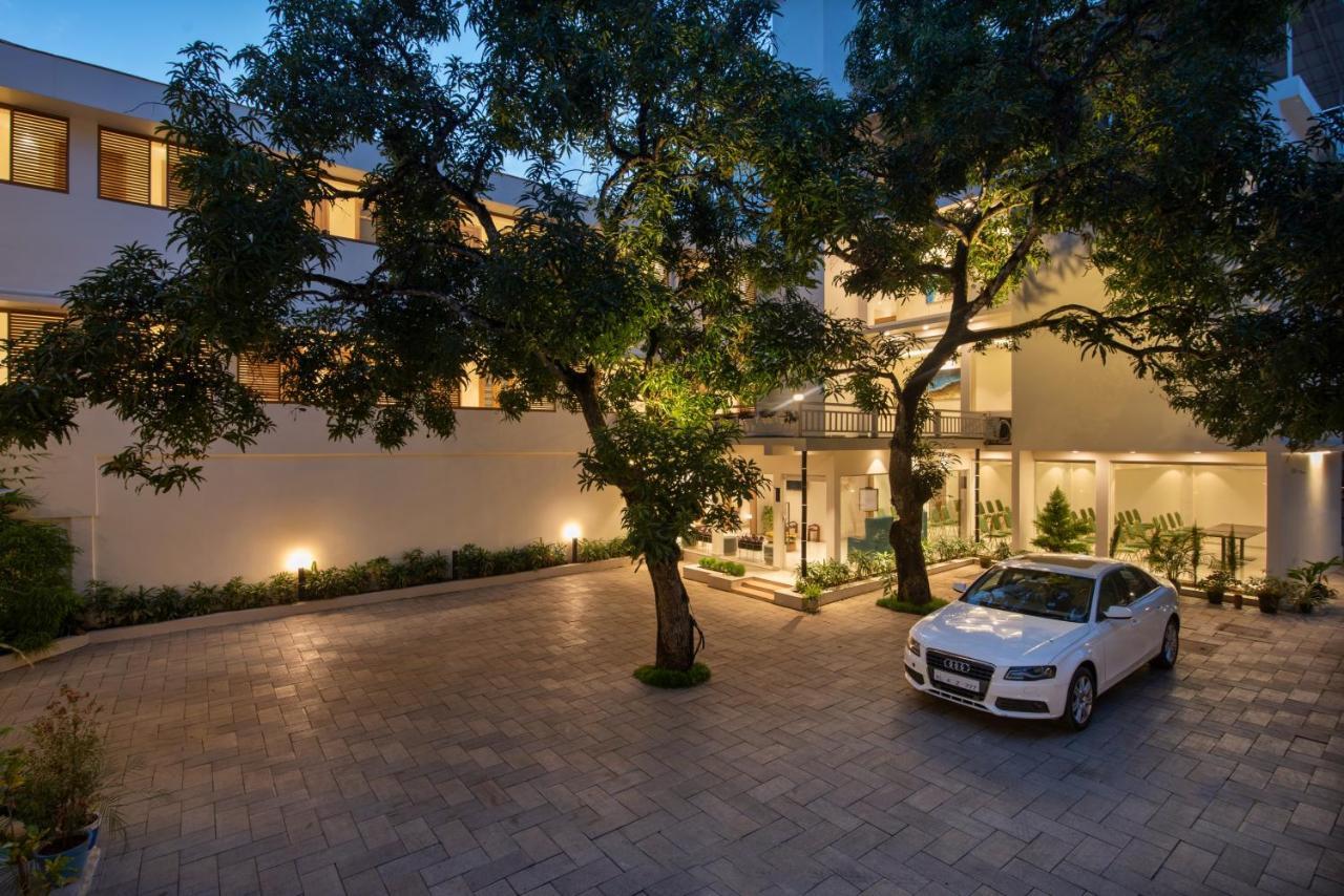Time Square Boutique Hotel & Spa Alappuzha Esterno foto